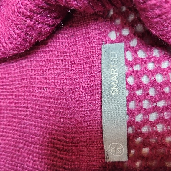 Smartset Knitted Sweater - Picture 9 of 11